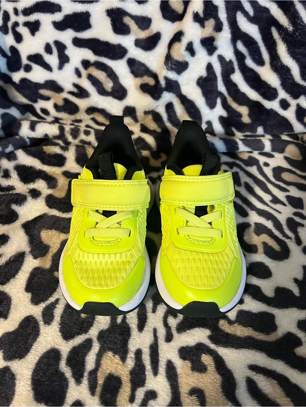All In Motion Neon Yellow Sneakers Size 5 Kids